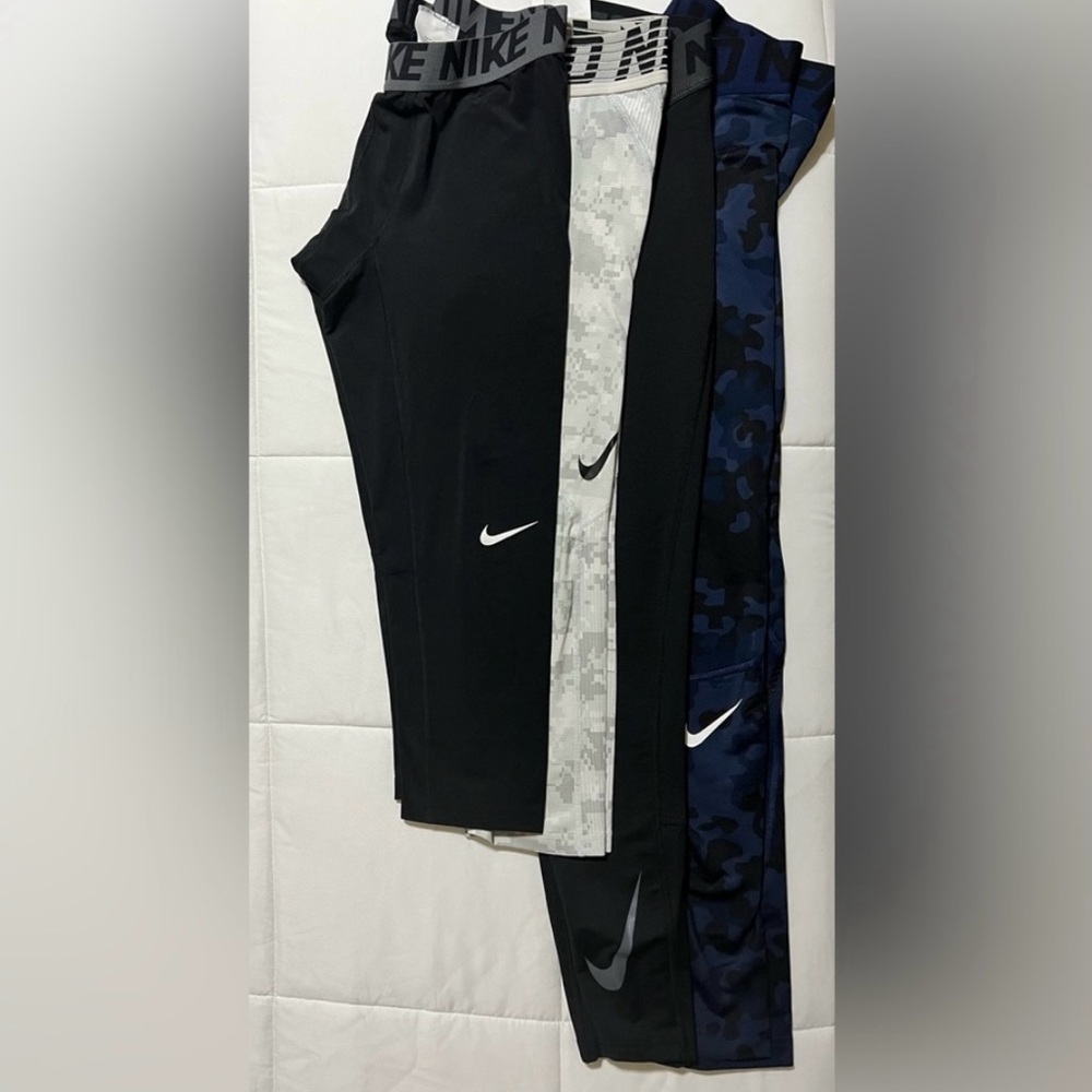 Nike Compression pants (4 Pair)